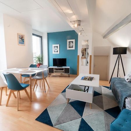 Appartement Rien Que Pour Vous Proche Centre Ville 拉瓦勒 外观 照片